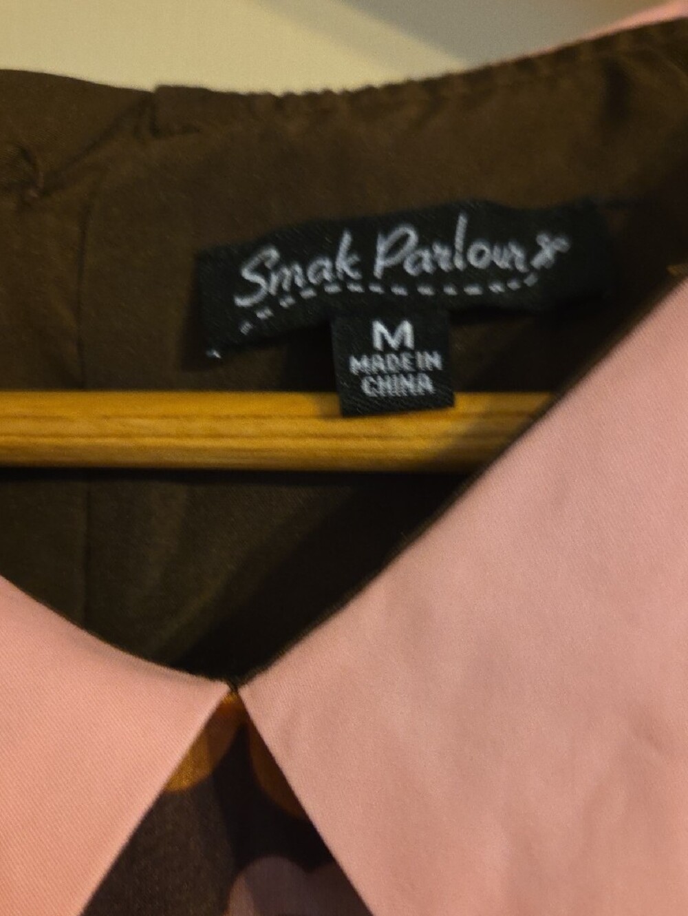 Smak Parlour Unique Vintage Retro Floral Shift Dress with Pink Collar - Picture 2 of 7